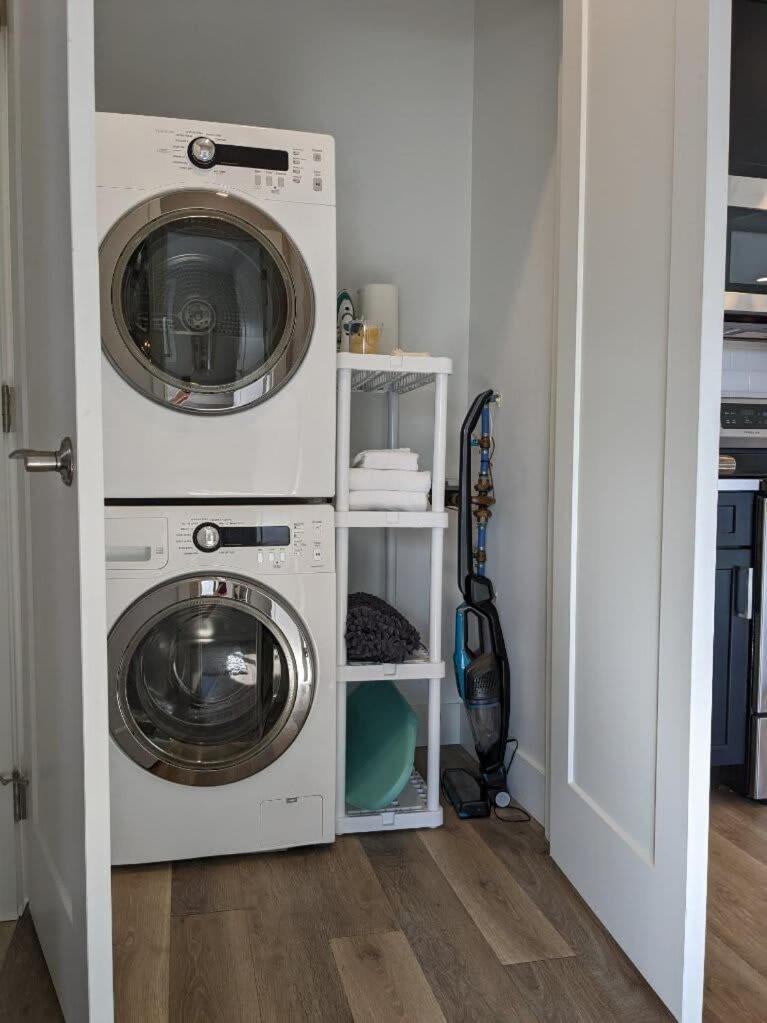 Downtown Traverse City Condo - Capri 209 Bagian luar foto