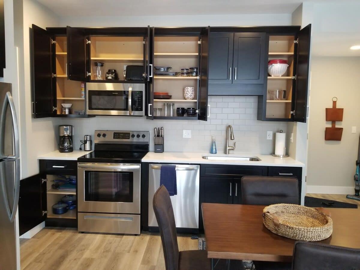 Downtown Traverse City Condo - Capri 209 Bagian luar foto